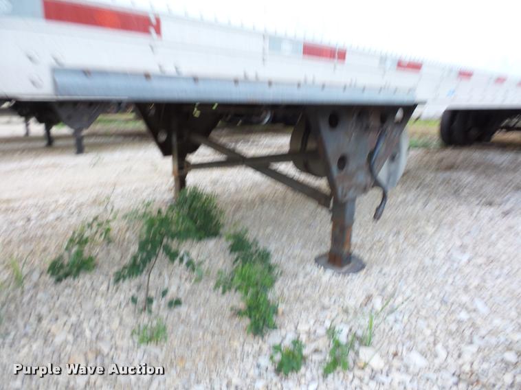 image for item DB6456 2009 Utility 300R refrigerated van trailer