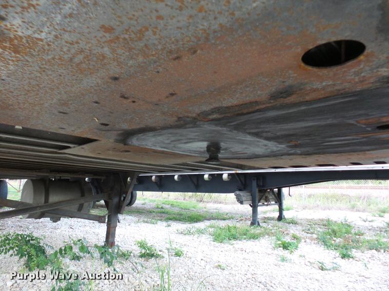 image for item DB6456 2009 Utility 300R refrigerated van trailer