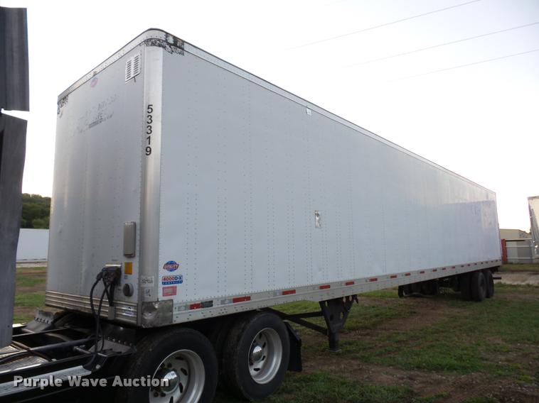 image for item DB6458 2011 Utility 4000D-X dry van trailer