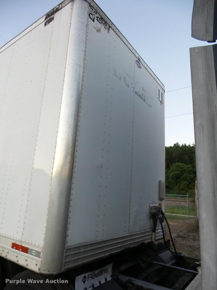 image for item DB6458 2011 Utility 4000D-X dry van trailer