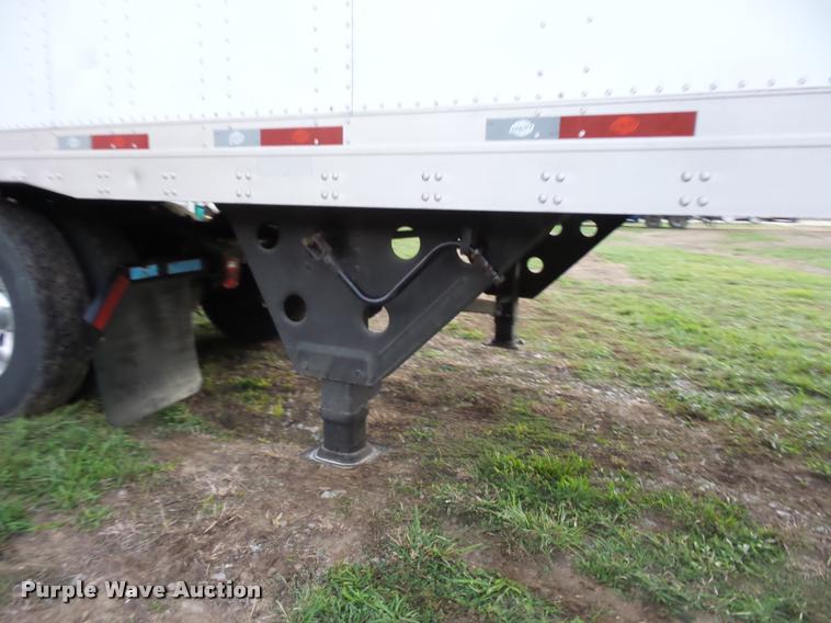 image for item DB6458 2011 Utility 4000D-X dry van trailer