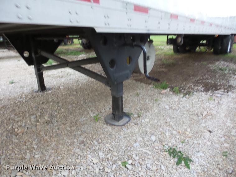 image for item DB6459 2003 Utility 3000R refrigerated van trailer
