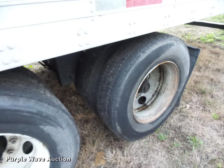 image for item DB6459 2003 Utility 3000R refrigerated van trailer