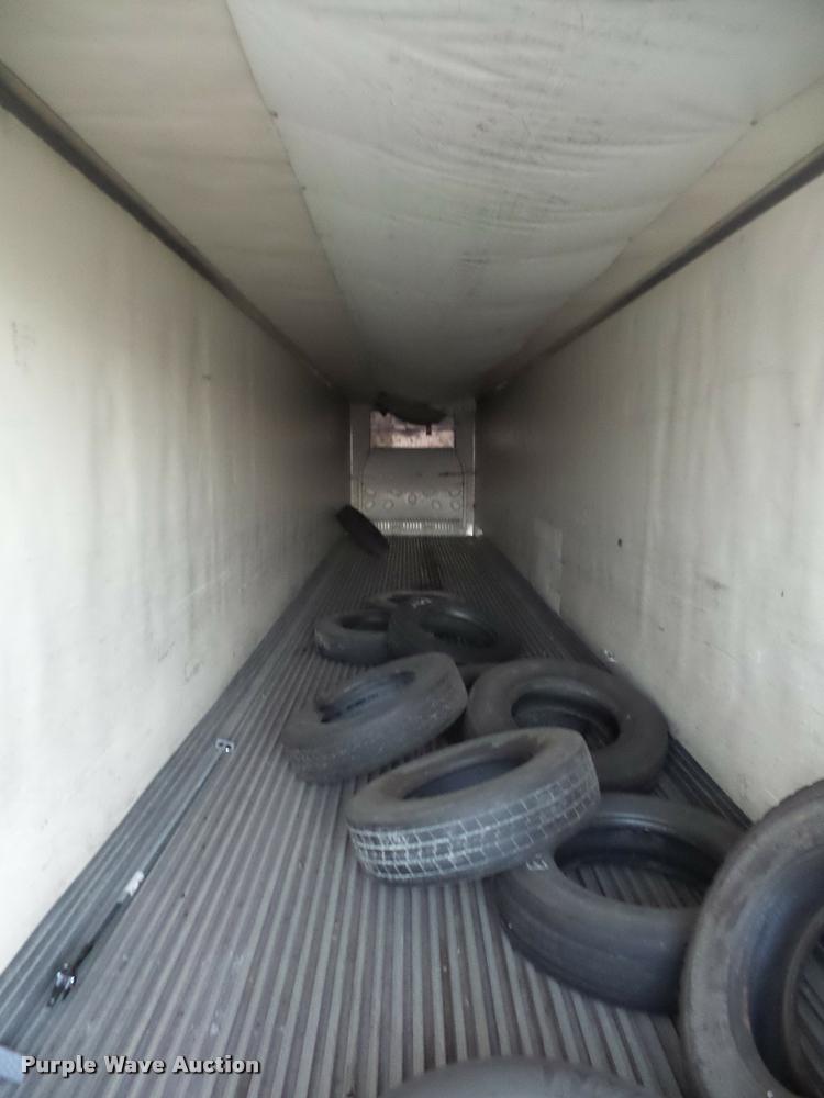 image for item DB6459 2003 Utility 3000R refrigerated van trailer