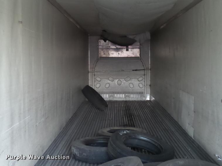 image for item DB6459 2003 Utility 3000R refrigerated van trailer