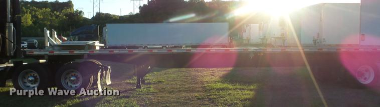 image for item DB6460 2000 Fontaine LFTW-6-8048WSAWK flatbed trailer
