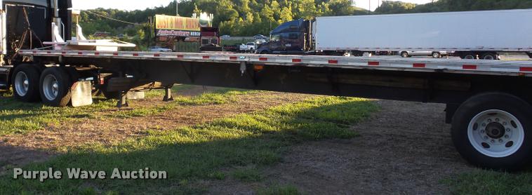 image for item DB6460 2000 Fontaine LFTW-6-8048WSAWK flatbed trailer