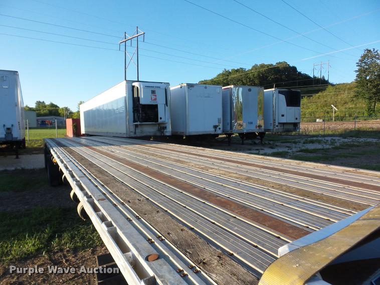 image for item DB6460 2000 Fontaine LFTW-6-8048WSAWK flatbed trailer