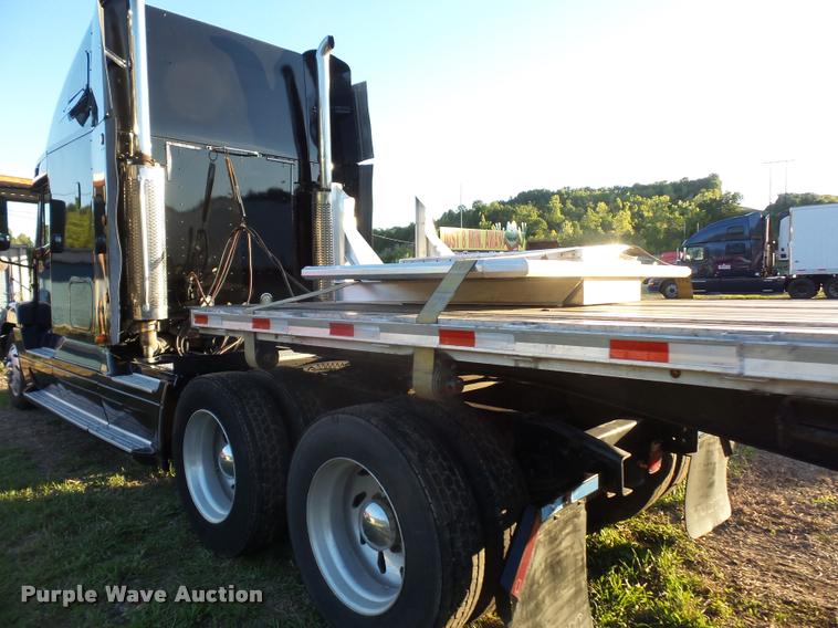 image for item DB6460 2000 Fontaine LFTW-6-8048WSAWK flatbed trailer