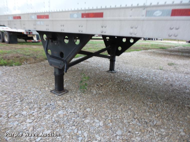 image for item DB6462 2011 Utility 4000D-X dry van trailer