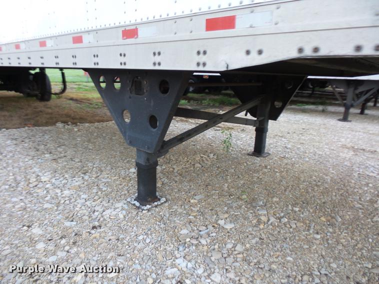 image for item DB6462 2011 Utility 4000D-X dry van trailer