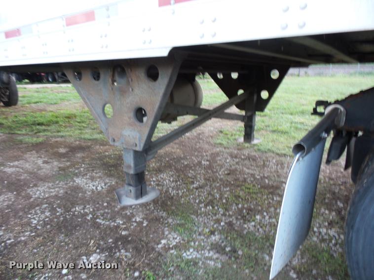 image for item DB6463 2003 Utility 300R refrigerated van trailer