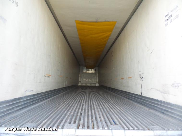 image for item DB6463 2003 Utility 300R refrigerated van trailer