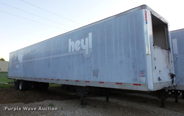 image for item DB6464 2003 Utility 300R refrigerated van trailer