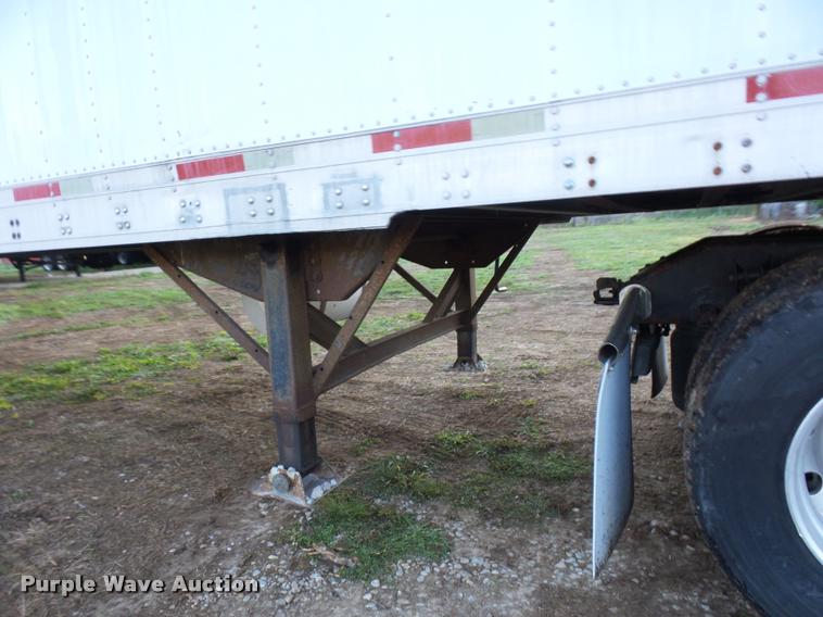 image for item DB6465 2002 Utility 300R refrigerated van trailer