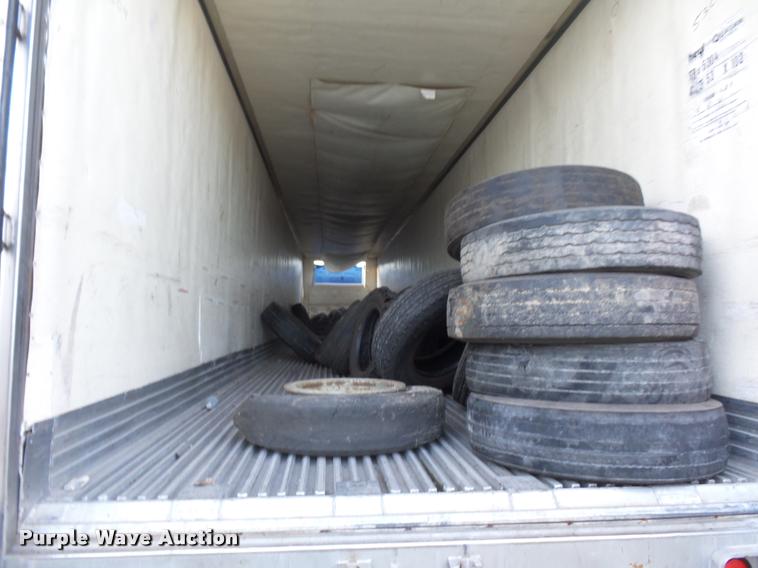 image for item DB6465 2002 Utility 300R refrigerated van trailer