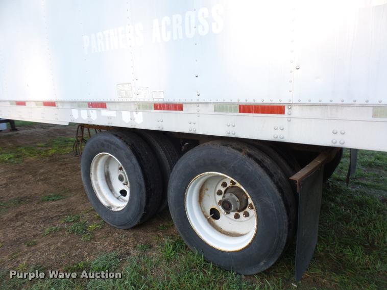 image for item DB6465 2002 Utility 300R refrigerated van trailer