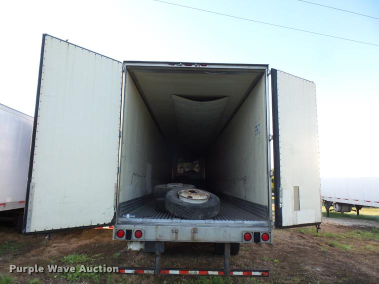 image for item DB6466 2003 Utility 300R refrigerated van trailer