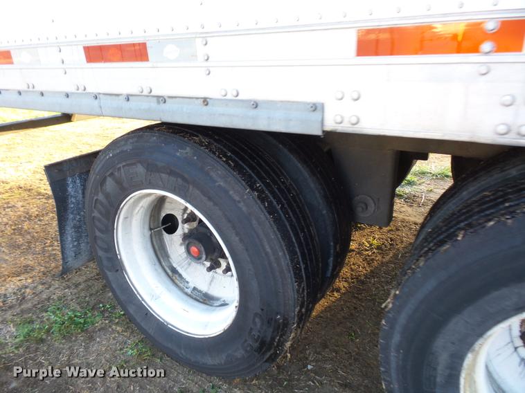 image for item DB6467 2009 Utility 300R refrigerated van trailer