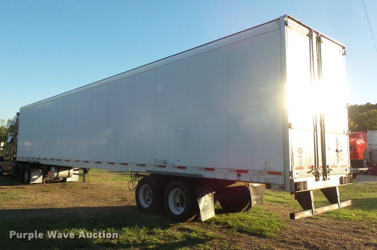 image for item DB6468 2009 Utility 300R refrigerated van trailer