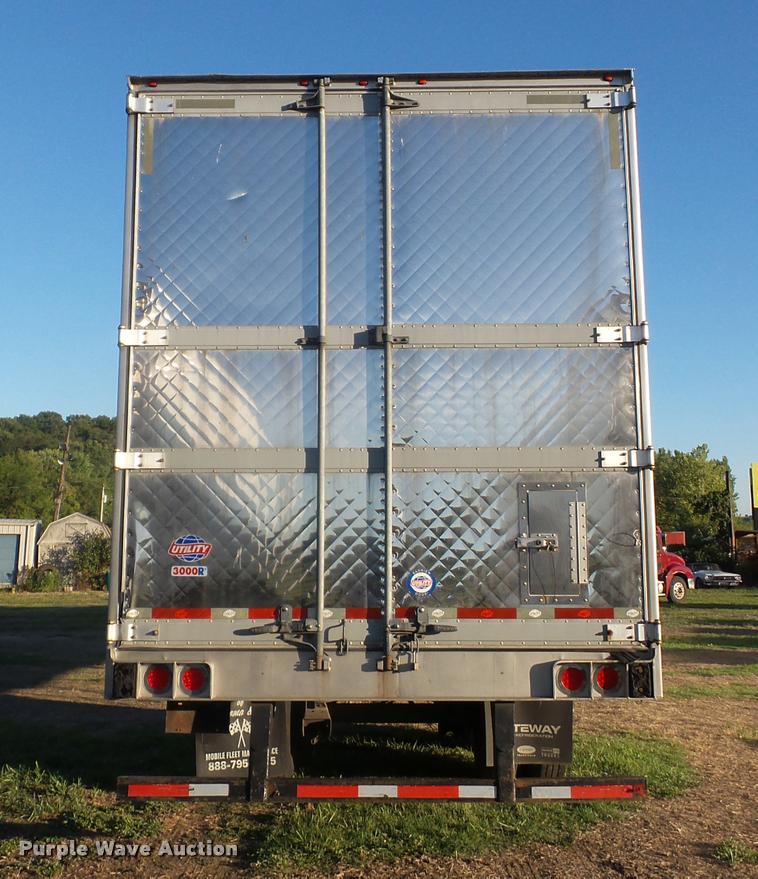 image for item DB6468 2009 Utility 300R refrigerated van trailer