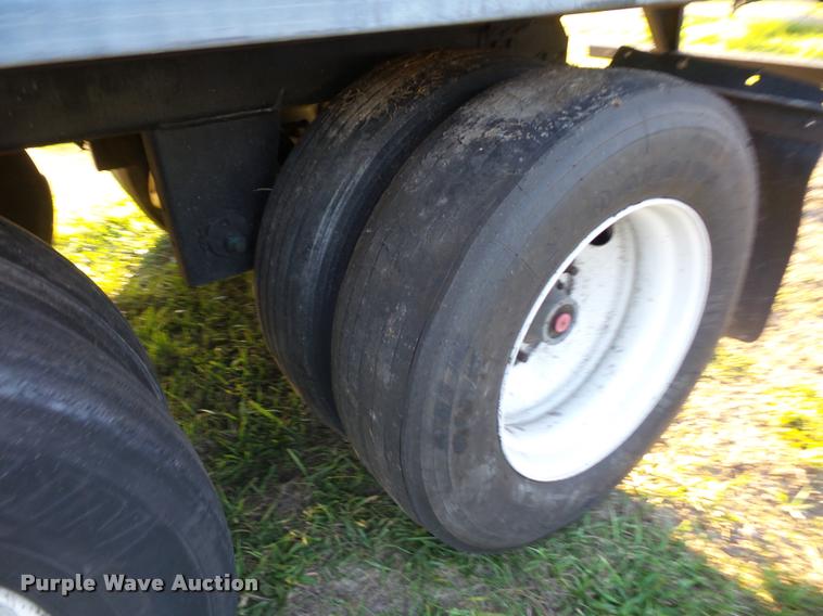 image for item DB6468 2009 Utility 300R refrigerated van trailer