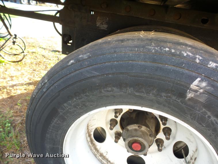 image for item DB6469 2009 Utility 300R refrigerated van trailer