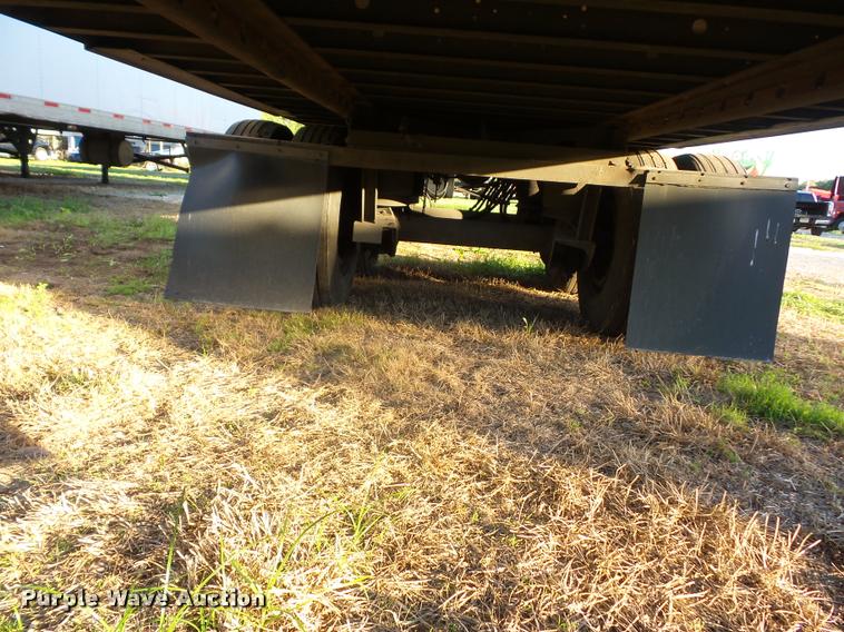 image for item DB6469 2009 Utility 300R refrigerated van trailer