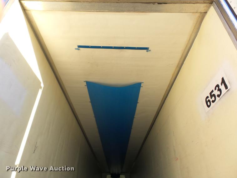 image for item DB6469 2009 Utility 300R refrigerated van trailer