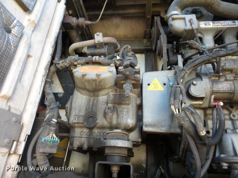 image for item DB6469 2009 Utility 300R refrigerated van trailer