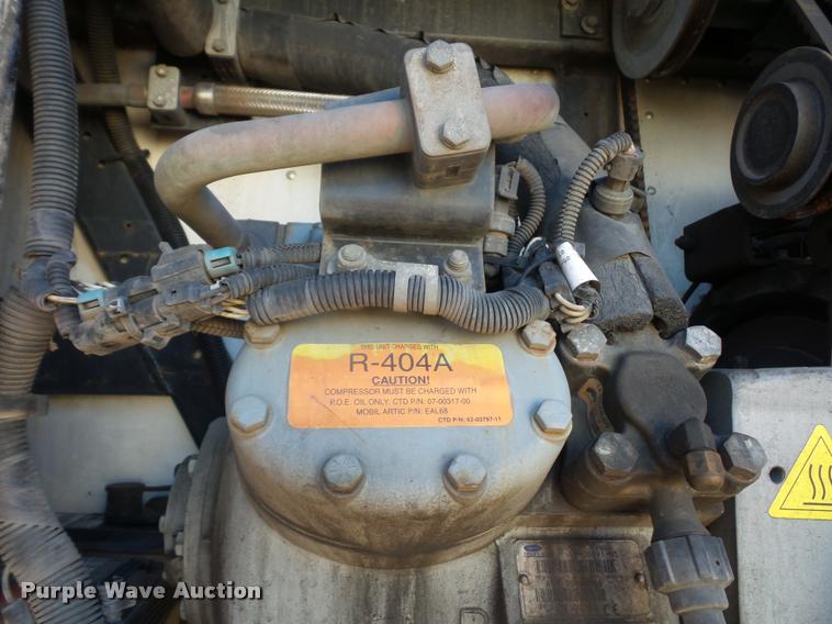 image for item DB6469 2009 Utility 300R refrigerated van trailer