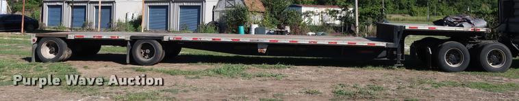 image for item DB6474 2005 Fontaine drop deck trailer