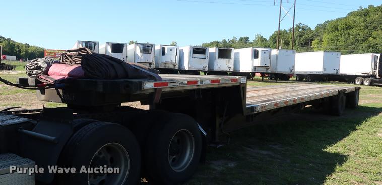 image for item DB6474 2005 Fontaine drop deck trailer