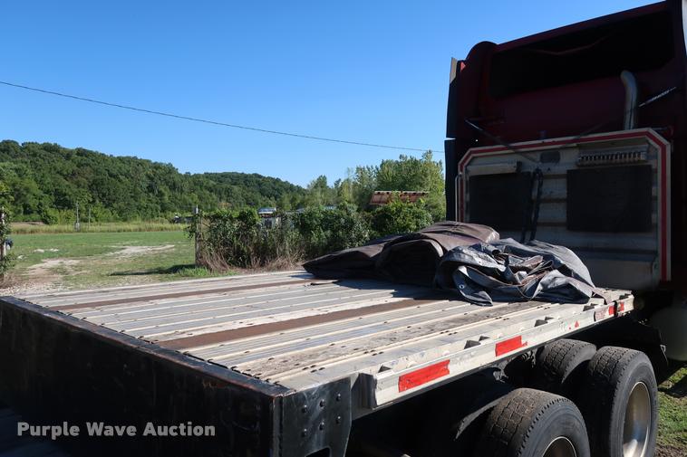 image for item DB6474 2005 Fontaine drop deck trailer