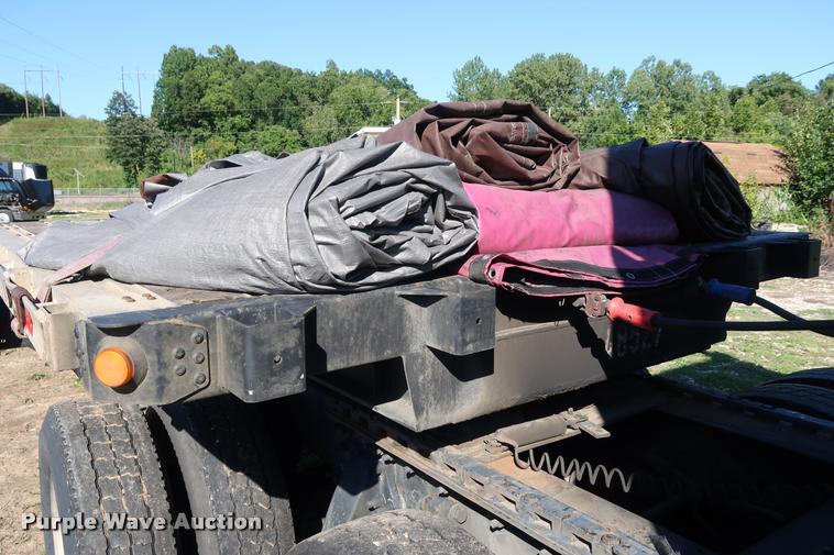 image for item DB6474 2005 Fontaine drop deck trailer