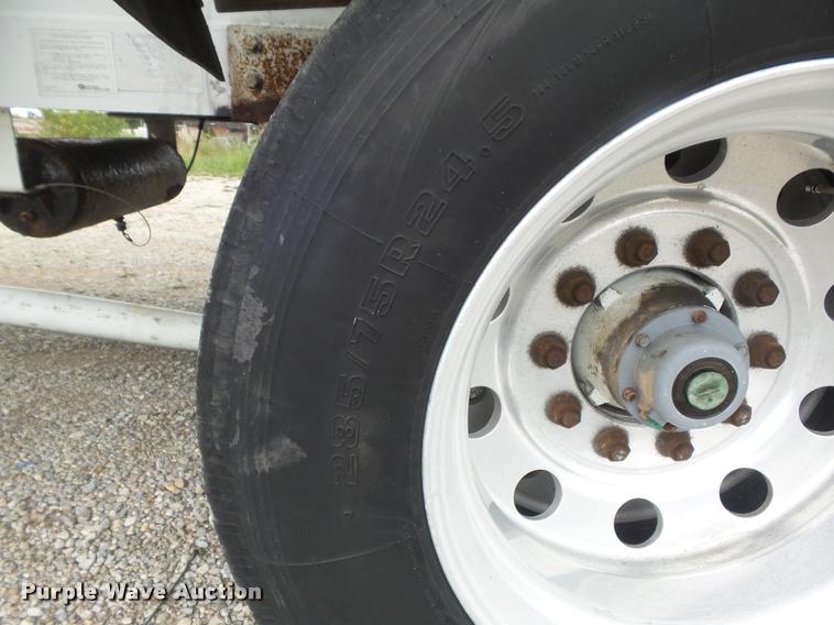 image for item DB6475 1990 Heil dry bulk pneumatic tank trailer