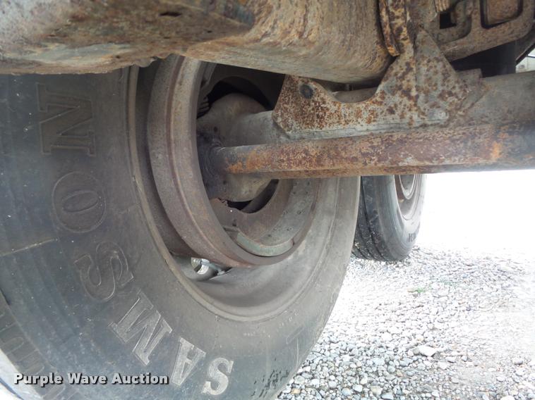 image for item DB6475 1990 Heil dry bulk pneumatic tank trailer