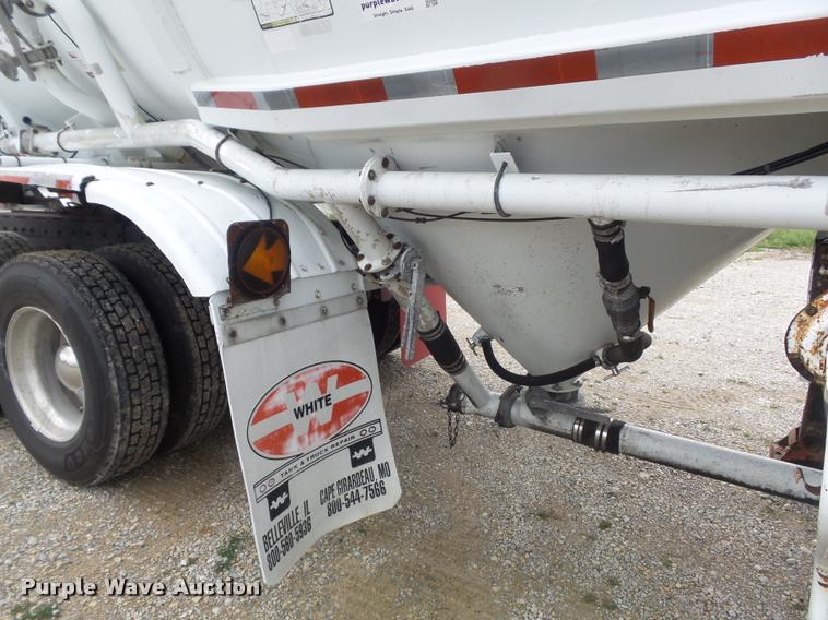 image for item DB6475 1990 Heil dry bulk pneumatic tank trailer