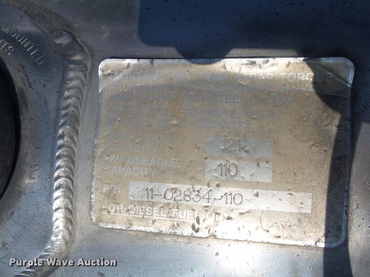 image for item DB6499 2000 Peterbilt 378 semi truck