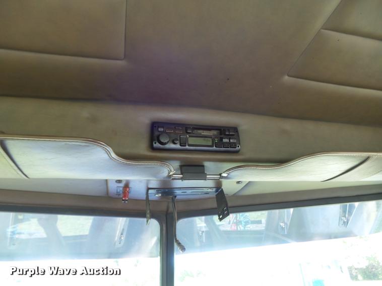 image for item DB6499 2000 Peterbilt 378 semi truck