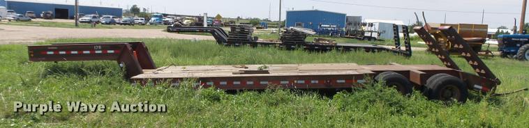 image for item DC3924 1976 Fruehauf C-250L-52 equipment trailer