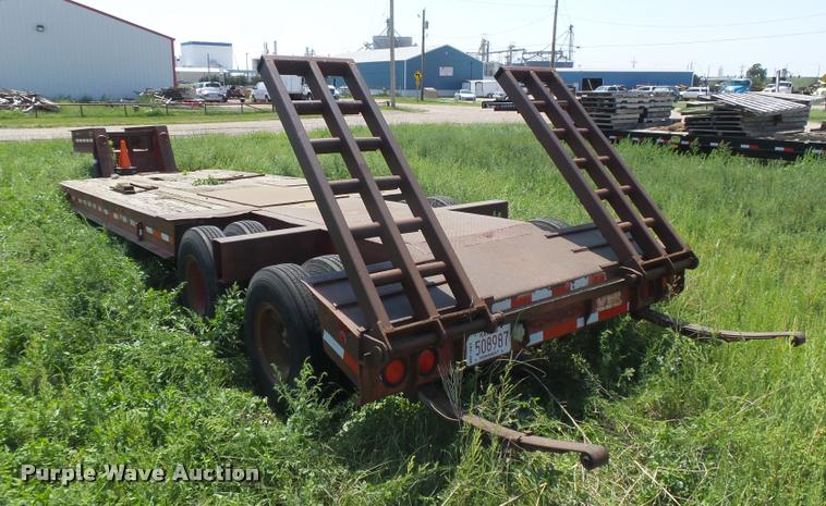 image for item DC3924 1976 Fruehauf C-250L-52 equipment trailer