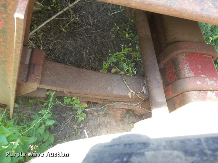 image for item DC3924 1976 Fruehauf C-250L-52 equipment trailer