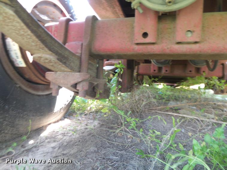 image for item DC3924 1976 Fruehauf C-250L-52 equipment trailer