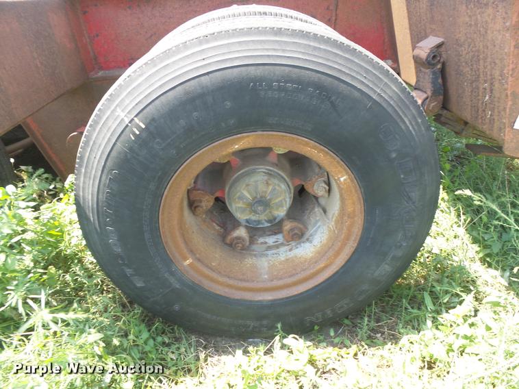 image for item DC3924 1976 Fruehauf C-250L-52 equipment trailer