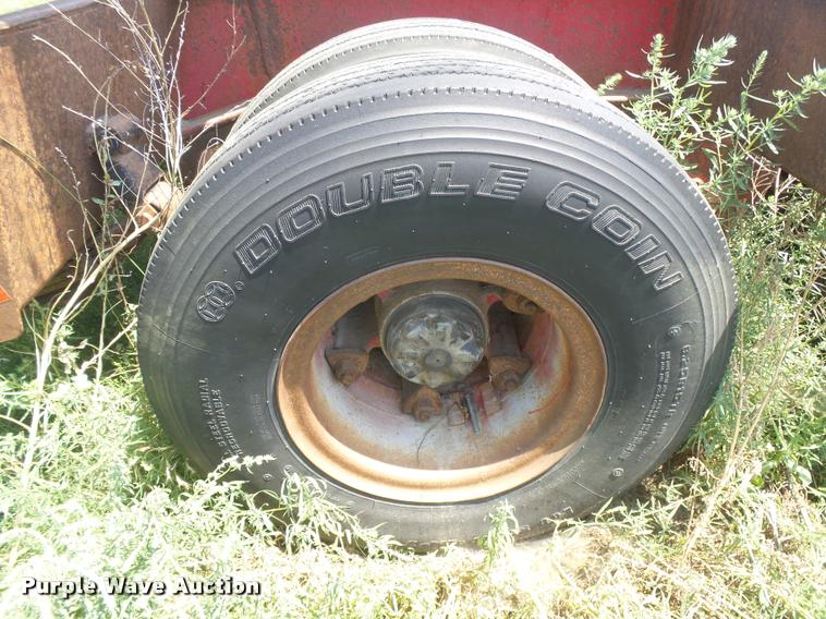 image for item DC3924 1976 Fruehauf C-250L-52 equipment trailer