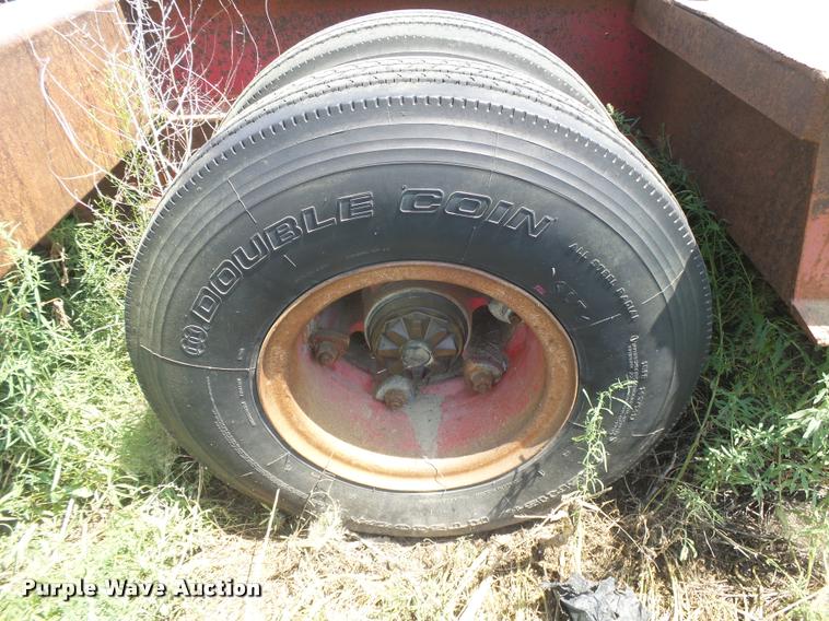 image for item DC3924 1976 Fruehauf C-250L-52 equipment trailer