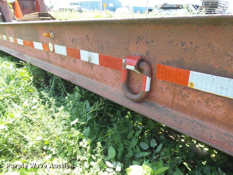 image for item DC3924 1976 Fruehauf C-250L-52 equipment trailer