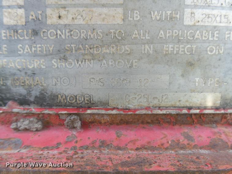 image for item DC3924 1976 Fruehauf C-250L-52 equipment trailer