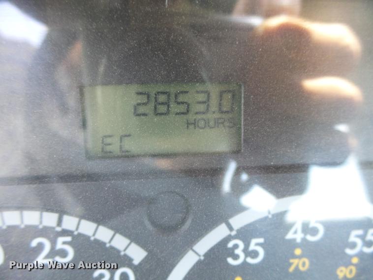 image for item DC3926 2006 Freightliner Columbia L120 semi truck